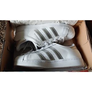 Adidas shell top Superstar sneakers